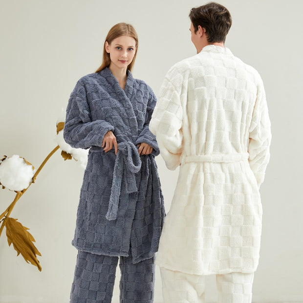 Long couple pajamas in European and American