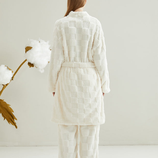 Long couple pajamas in European and American