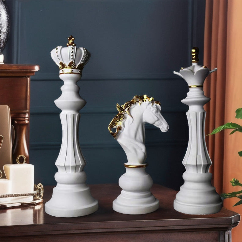 Chess resin ornaments wine cabinets kings queens